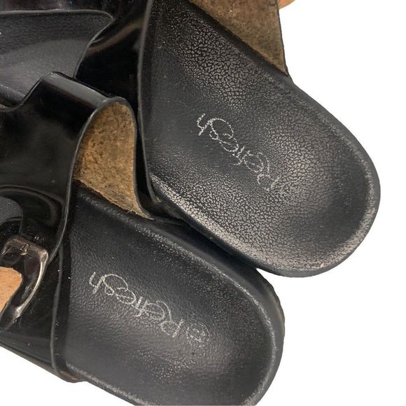 Refresh Womens Black Thong Sandals Sz 11 Buckle Preowned Gizeh Similar Style EUC - Picture 3 of 5